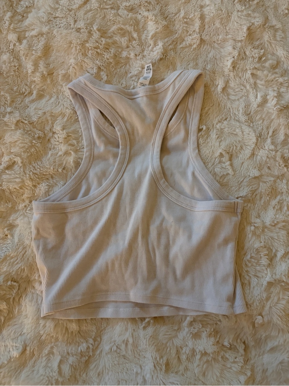 ALO Yoga White Ribbed Racerback Crop Tank with Center Tag - Picture 2 of 3